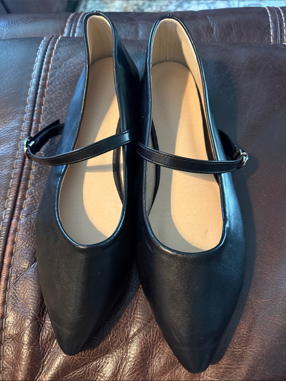 Women’s Black Pointed Mary Jane Flats - Classic Comfort